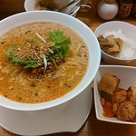 金蠍 - 金胡麻担担麺1辛+角煮