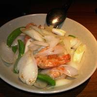虎萬元 南青山店 - 海老と葱の塩炒め