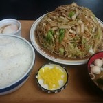 喜味屋食堂 - 野菜炒め定食（中盛り）