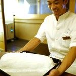 祇園 さゝ木 - 牛フィレ肉の塩包み焼き