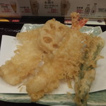 天丼てんや - 天ぷら四品（2016年10月）