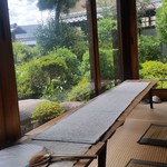 古民家 久米邸 - 窓際の席がゆったりしてオススメ