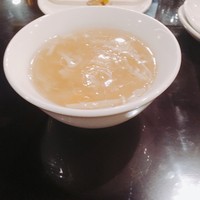 状元樓 横浜中華街本店 - フカヒレのスープ