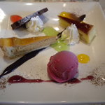 ビストロ ヴィノーブル - デザート４種盛り