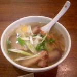 らあめん厨房 どる屋 - 鯛だし・ばら焼豚麺750円