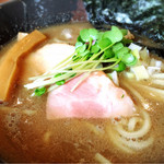 SAMURAI 桃太郎 - 煮干し豚骨アップ！