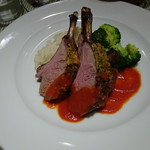 キャス・クルート - 骨付きラムロース肉のペルシアード
                                骨付きラムロース肉のペルシアード
                                骨付きラムロース肉のペルシアード
                                
                                