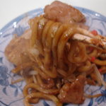 広島風お好み焼 くいしん坊 - うどんとソースがホルモンに絡みつく♪