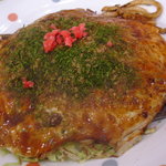 広島風お好み焼 くいしん坊 - ホルモンうどんモダン