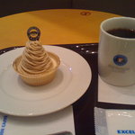 エクセルシオールカフェ - 和栗のモンブランプリンと本日のコーヒー