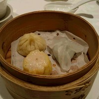四川豆花飯荘 東京店 - 点心三種盛り