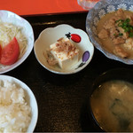おふくろ亭 - 煮込みホルモン定食
