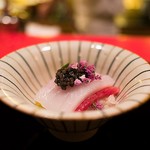 にくの匠 三芳 - サーロインと剣先いか、下はもち米。