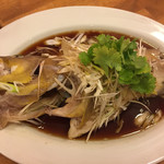 チャイニーズ酒場 エンギ - キアラの姿蒸し物海鮮醤油ソース