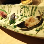 居酒屋こころ - (2016/10)刺身は殆んど売り切れ･･･残った三種(ホタテ、秋刀魚、ハマチ)を盛合せていただきました。
