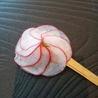 銀座 レストラン オザミ - 華やかな花かな？