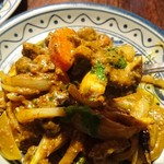 印度料理シタール - きのことマトンがよく合います！
      こちらはまろやかなお味。