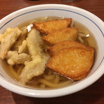 Ue sto - ゴボウ天うどん +丸天  530円(税込)