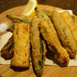 trois - オクラとズッキーニのフリット（750円）