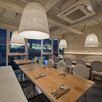 BISTRONOMIE CANVAS - 内観（夜）