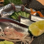 熟成魚と日本酒と藁焼き 中権丸 - さんまのお造り