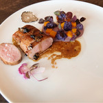 マークス ガストロノミー&ワイン - 10月のランチコースから
      ポークフィレ ロースト