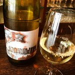 マークス ガストロノミー&ワイン - ワインペアリング
      カリフォルニアのグルナッシュブランをグラスで