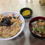 長寿庵 - 親子丼（汁物めん付き）６５０円税込