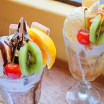 Livingston Cafe - チョコレートパフェ・キャラメルパフェ