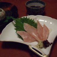 名古屋コーチン・旬菜 一鳳 金山本店 - 一鳳　さしみ