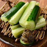 やきとんうまいもん横丁 まるたか - もろきゅう(大葉味噌)
