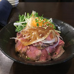 SUNNYDAY - ローストビーフ丼の中