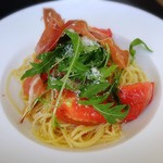 ★生ハムとルッコラ、フレッシュトマトのパスタ