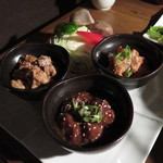 炭火焼肉 たけのうち - 本日のおすすめ内臓の盛り合わせ