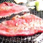 炭火焼肉 たけのうち - うす切り上かるび