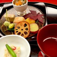 料理旅館 金沢茶屋 - 先付け、美しい色あい