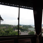 日和庵 - 遠くには関門橋も見える