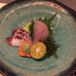 琉球料理　えなみ - アカモチとタコの刺身
