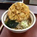 山田うどん - かき揚げそば