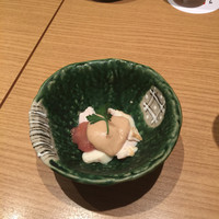 名古屋コーチン 鳥しげ - 付き出し。ササミとイチジクの和え物