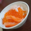ロイトン札幌 - 料理写真:海鮮丼も作り放題
