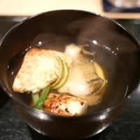 炭火割烹 いふき - 松茸と鮑のお椀