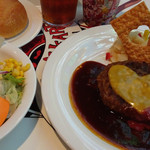 クイーン・オブ・ハートのバンケットホール - 