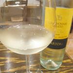 トラットリア ダ コヴィーノ - サルトーリ・シャルドネ・ヴェネト2015　グラス　￥800