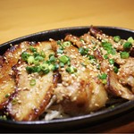 Yakiniku Horumon Kinryuu - 厚切り生姜焼き定食