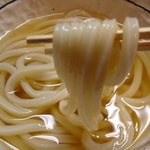 讃岐うどん白庵 - うどんの腰は讃岐らしくて強めです。