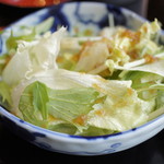 ウオカメ - 定食のサラダ