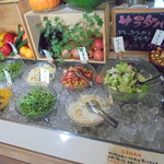 にぐるまやダイニング - サラダバー