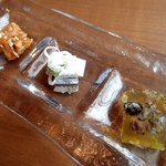 杏ダイニング - HOヌードルに付属？の小鉢物；左から:いなだエスカベッシュ/〆秋刀魚/鮟鱇煮凝 @2016/10/08