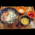 ガスト - まぐろと釜揚しらすの二色丼朝定食一式